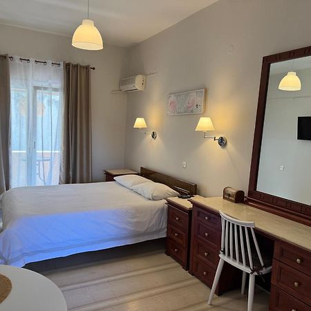 Olive Garden Studios & Apartments Akharavi Extérieur photo