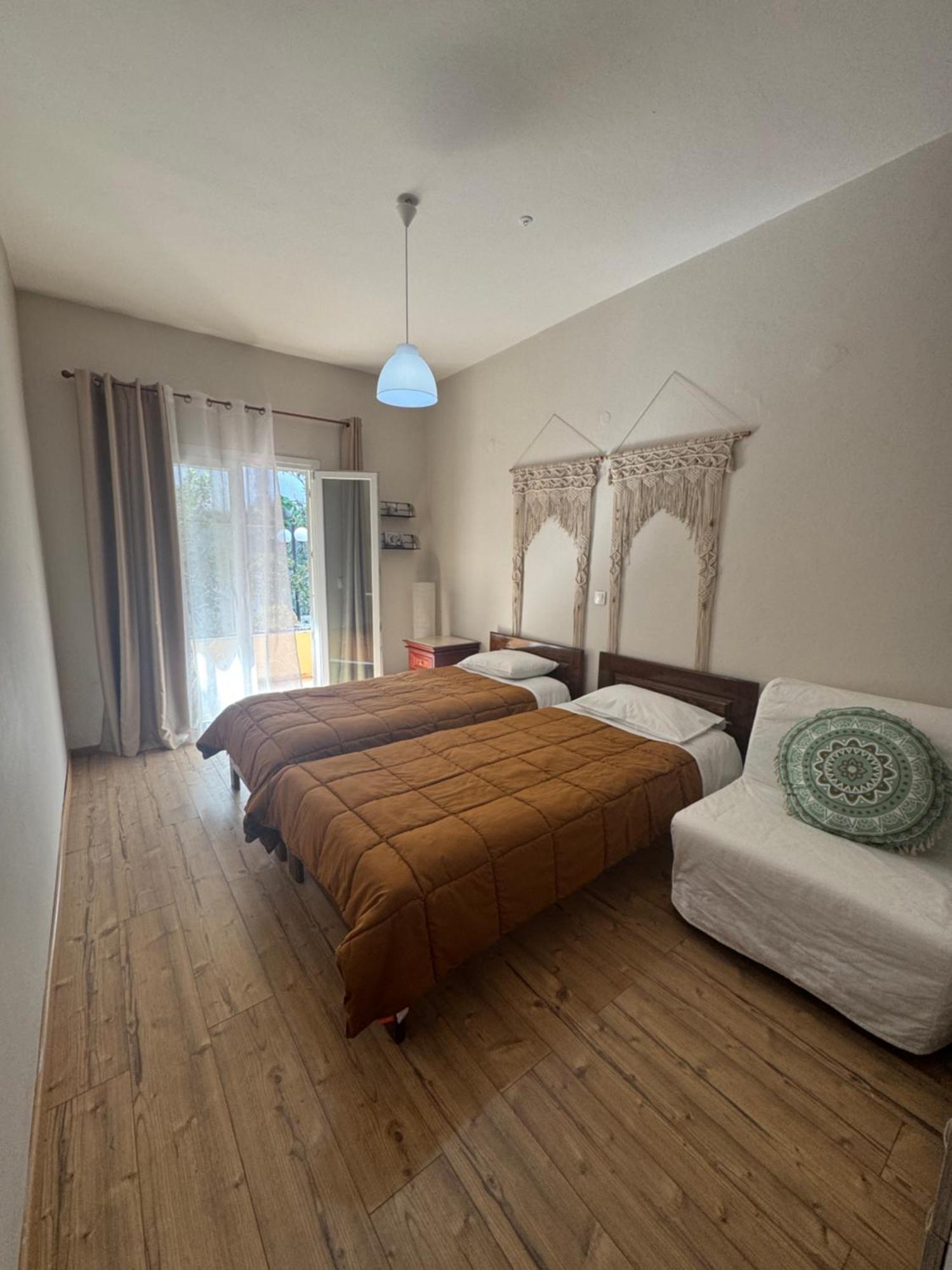 Olive Garden Studios & Apartments Akharavi Extérieur photo